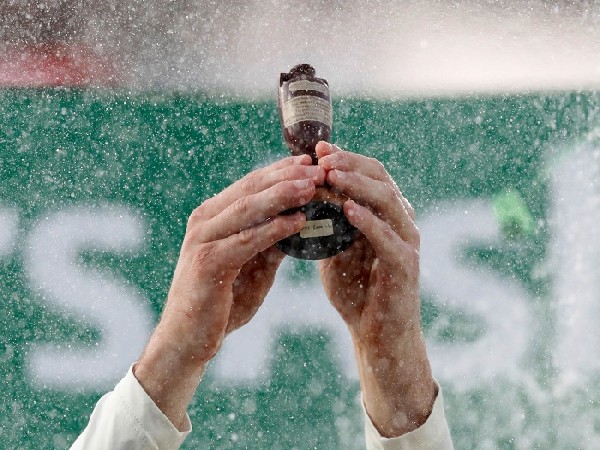 The Ashes urn (Photo: Reuters)