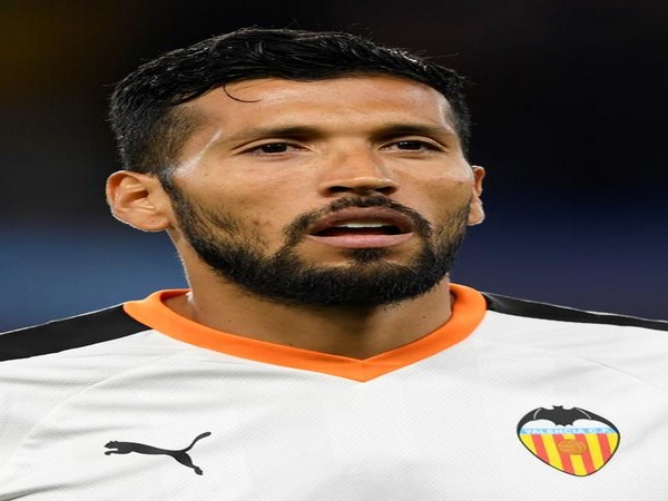 Valencia defender Ezequiel Garay