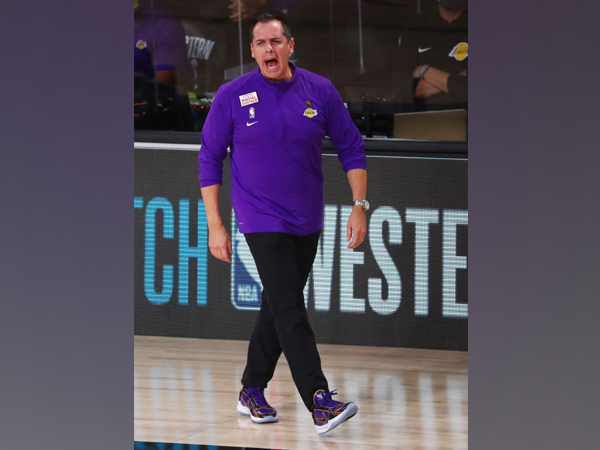 LA Lakers head coach Frank Vogel 