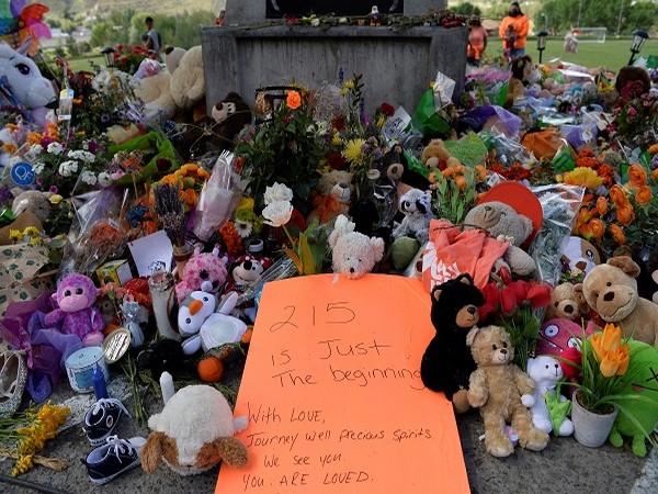 A memorial at Kamloops after the discovery of remains of 215 indigenous children (Credit: Reuters) 