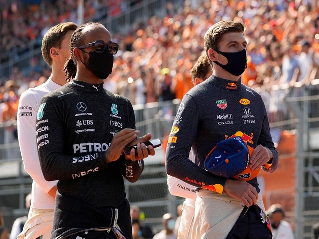 Lewis Hamilton and Max Verstappen 