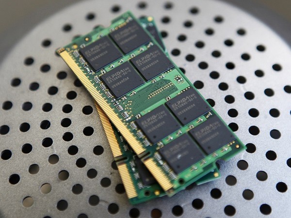 An DRAM chip (Photo Credit: Reuters)