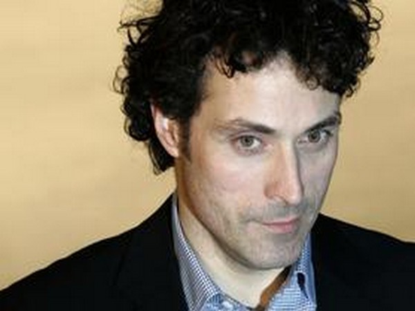 Rufus Sewell