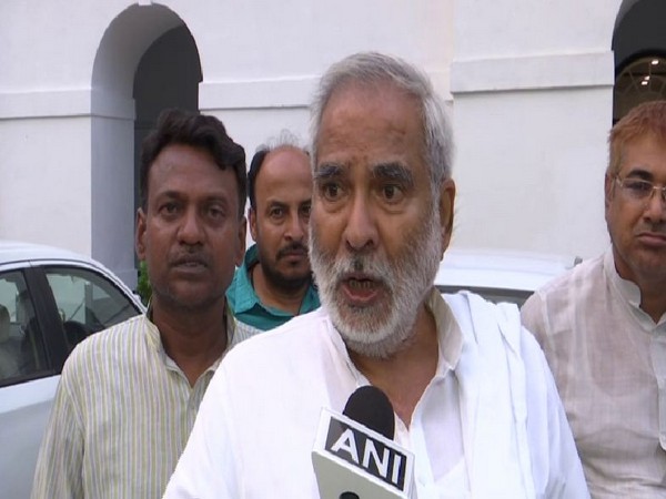 RJD leader Raghuvansh Prasad Singh speaking to ANI on Friday. Photo/ANI