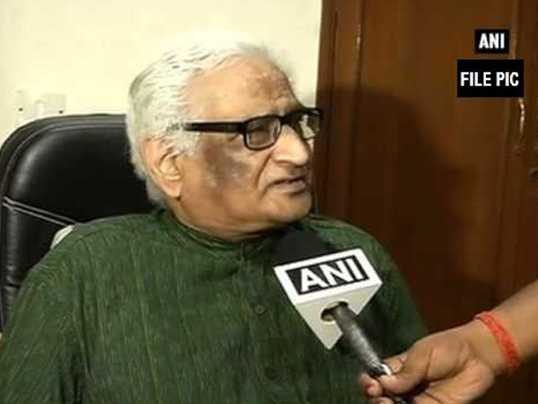 Senior Advocate Rajeev Dhawan (File Photo)