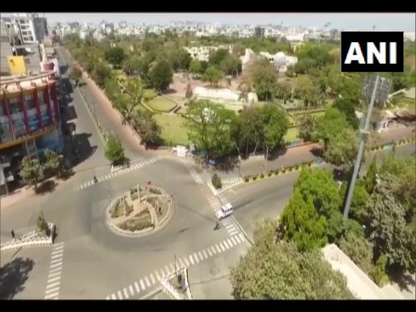 Rajkot wears a deserted look on Sunday (image/ANI)