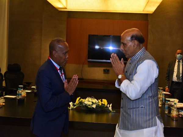 Defence Minister Rajnath Singh met Madagascar Defence Minister, Lt General Rakotonirina (Photo Credit: Twitter/ Rajnath Singh)