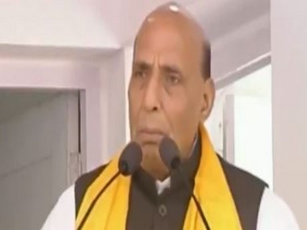 Defence Minister Rajnath Singh speaking at the 26th Ladakhi Kisan Jawan Vigyan Mela organised by the Defence Institute of High-Altitude Research (DIHAR) on Thursday. Photo/ANI