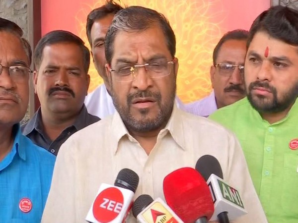 Raju Shetti, president of Swabhimani Shetkari Sanghatana (SSS), speaking to media in Pune on Tuesday.