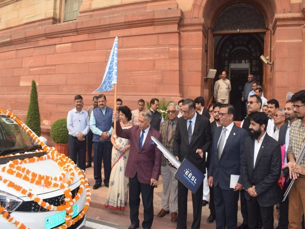 Desh Deepak Verma, Secretary-General, Rajya Sabha yesterday flagged off at Parliament House two units of E-vehicle. (Photo courtesy: RS Secretariat))