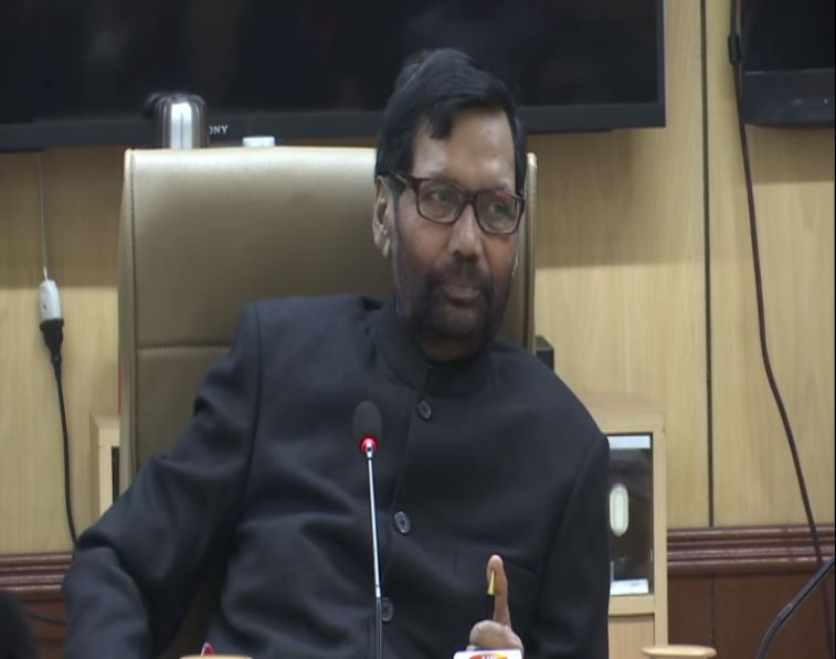 Union Minister Ram Vilas Paswan speaking to reporters in New Delhi on Tuesday. Photo/ANI
