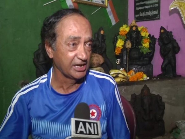 Indian cricket fan Ramakrishnan