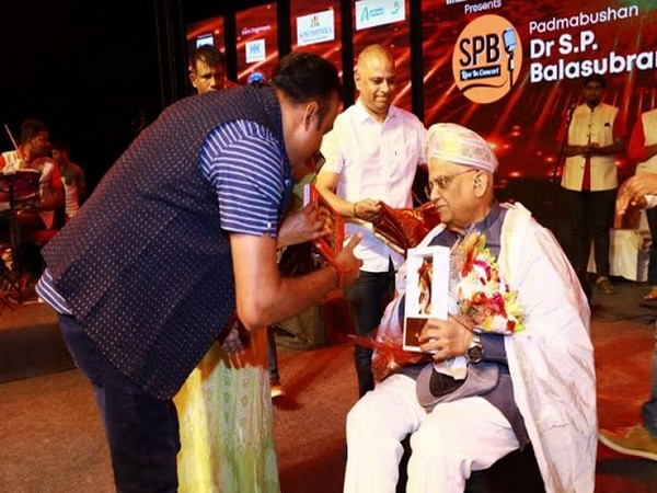 Ramji Subramaniam, MD at Sowparnika Projects greets Padmabhushan S. P. Balasubrmayam