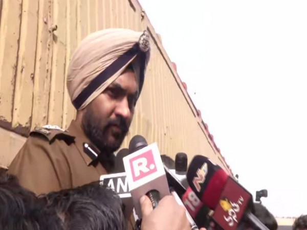 Delhi Police PRO MS Randhawa speaking to reporters in New Delhi on Sunday. Photo/ANI