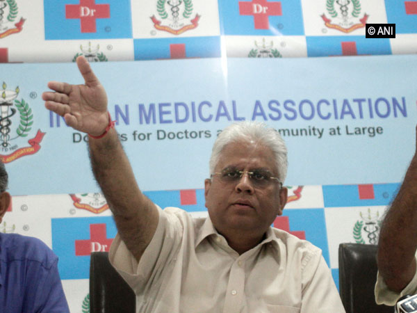 IMA president Dr Ranjan Sharma talking to media persons on Sunday in New Delhi. Photo/ANI 