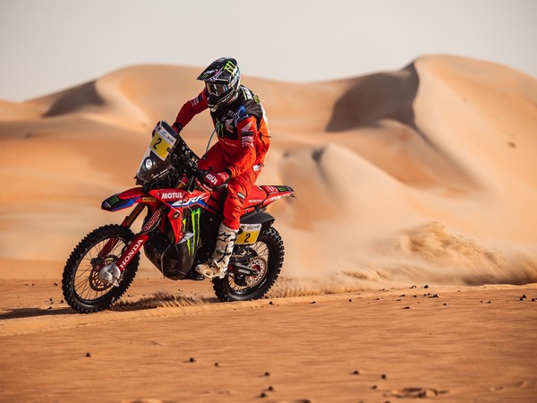 Honda Team rider Ricky Brabec in action during Abu Dhabi Desert Challenge (Image: Honda Team)