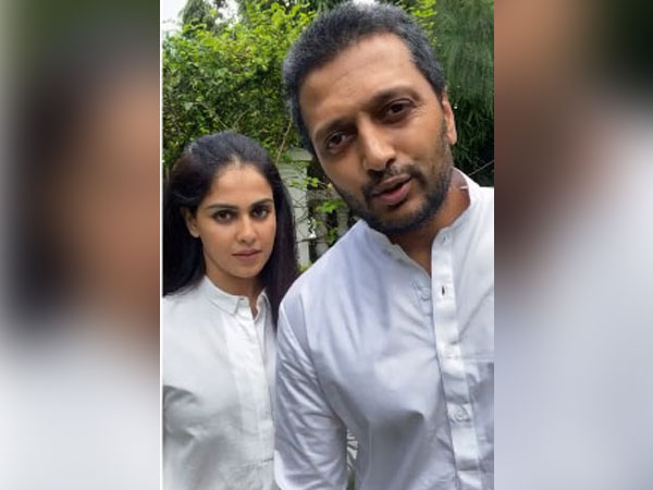 Bollywood actors Riteish Deshmukh and Genelia Deshmukh (Image Source: Instagram)