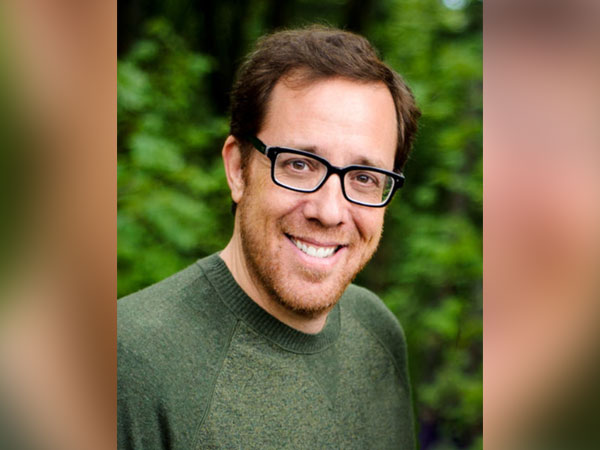 Director Rob Minkoff 