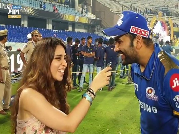 Ritika and Rohit Sharma after Mumbai Indians' fourth title win (Photo/IPL)