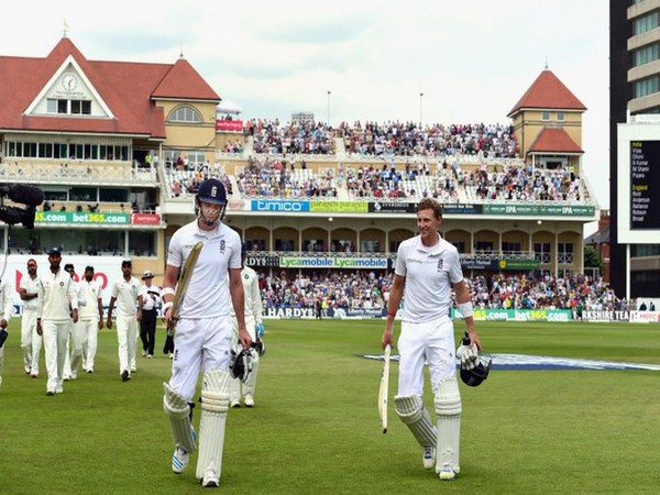 James Anderson (L) and Joe Root (R). (Photo/ICC Twitter)