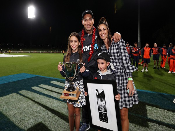 Ross Taylor with family after playing his farewell international match (Image: ICC Twitter)