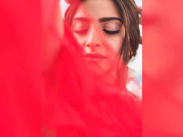 Sonam Kapoor, Picture Courtesy: Instagram