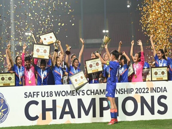 Indian girls celebrating after winning the SAFF Under-18 Women's Championship (Image: AIFF)