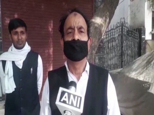 Advocate SA Nasim talking to ANI in Prayagraj on Tuesday. Photo/ANI