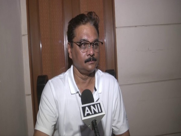 Senior Congress leader Satyajit Gaekwad talking to ANI in Vadodara, Gujarat on Tuesday. Photo/ANI