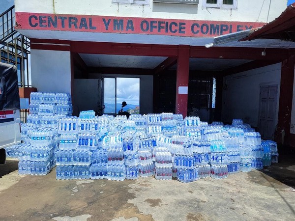 The Central Young Mizo Association to deliver drinking water to Assam flood victims. (Twitter Image)