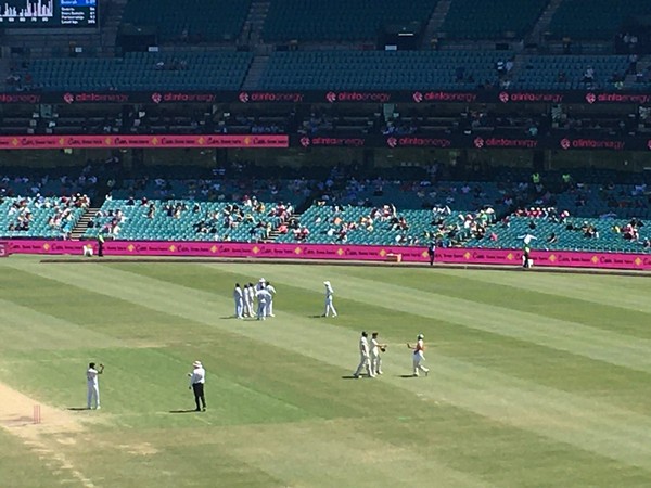 Indian players discussing with the umpires at SCG (Photo/ Virender Sehwag Twitter)