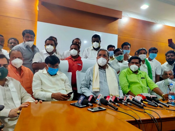 Congress legislative party leader Siddaramaiah during a press conference in Koppal on Wednesday. Photo/ANI