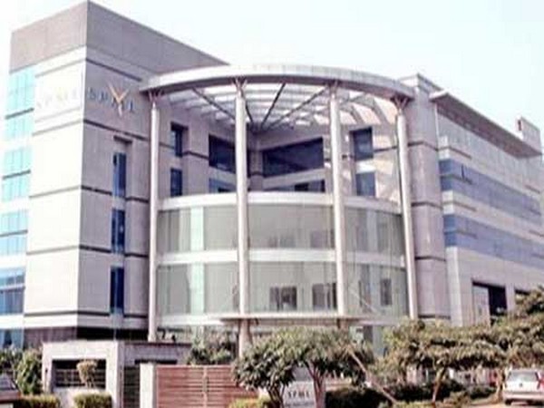 With over three decades of experience, SPML Infra has executed more than 600 projects