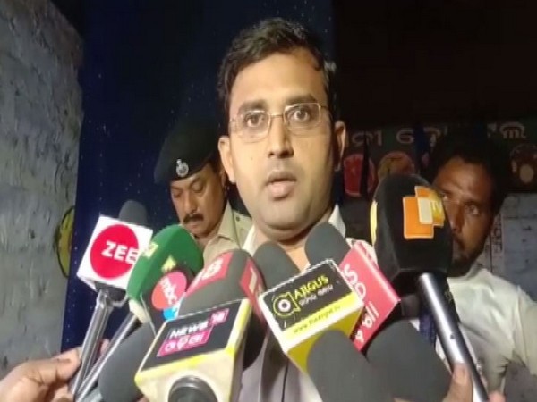 Balasore SP Jugal Kishor Bhanoth speaking to reporters on Friday. Photo/ANI