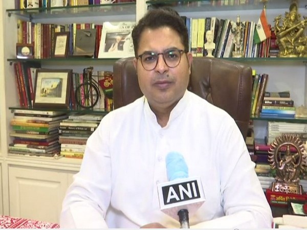 SP leader Abhishek Mishra speaking to ANI in Lucknow on Wednesday. (Photo/ANI)