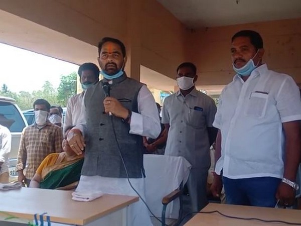Andhra Pradesh Assembly Speaker Tammineni Sitaram attending an essential commodities distribution programme in Srikakulam district. Photo/ANI