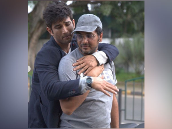 Director Mukesh Chhabra with late Bollywood actor Sushant Singh Rajput. (Image Source: Instagram)