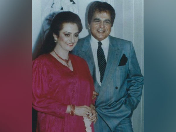 Saira Banu and Dilip Kumar (Image source: Instagram)