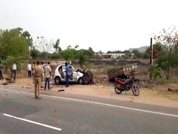 2 killed, 1 injured after car hit tractor in Suryapet district, Telangana. Photo/ ANI