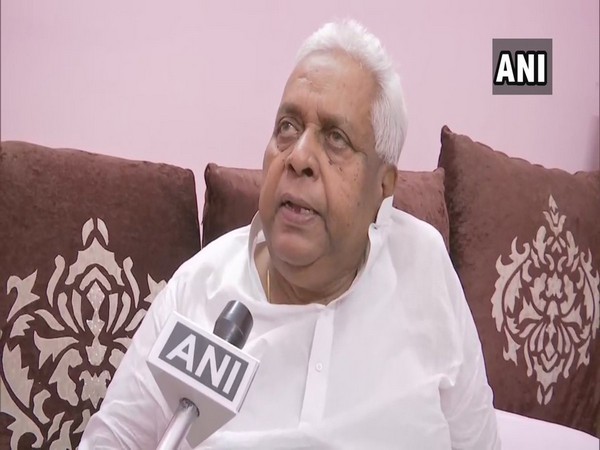 Congress leader Sadanand Singh speaking to ANI in Patna, Bihar on Friday.