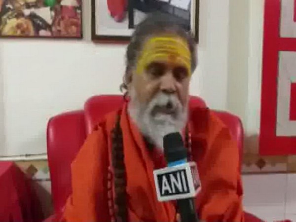 Akhil Bharatiya Parishad president Mahant Narendra Giri while speaking to ANI in Prayagraj, Uttar Pradesh. Photo/ANI 