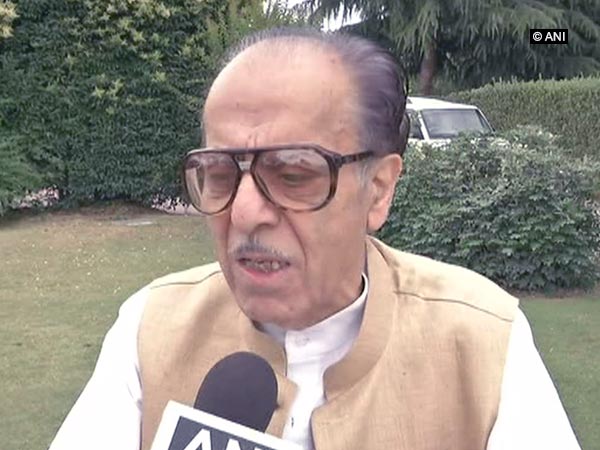 Former union minister Saifuddin Soz (file photo)