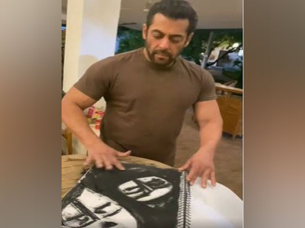 Actor Salman Khan sketching (Image Source: Instagram)