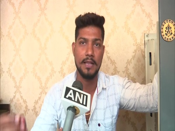 Samajwadi Party's youth wing worker