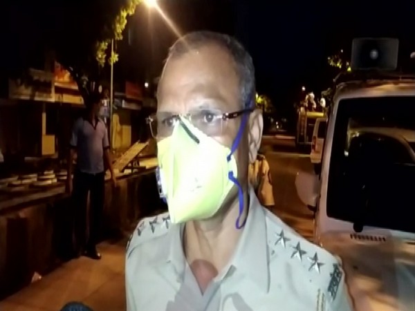 Mumbai Police senior police officer Sandeep Kadam speaking to media on Friday. Photo/ANI