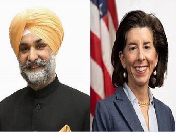 Indian Ambassador Taranjit Singh Sandhu and US Commerce Secretary Gina Raimondo. (Twitter)