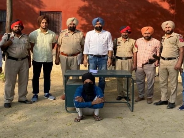  One arrested in possession of .32 bore country-made pistol in Sangrur. (Photo/ ANI)