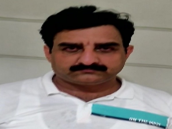 Accused Santosh Mishra. Photo/ANI