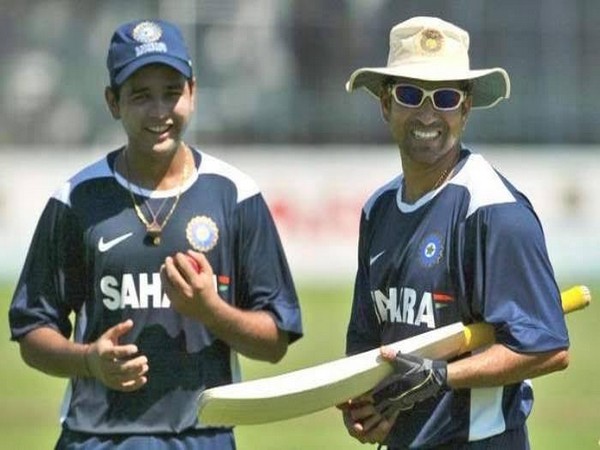 Sachin Tendulkar and Parthiv Patel (Photo/ Sachin Tendulkar Twitter) 