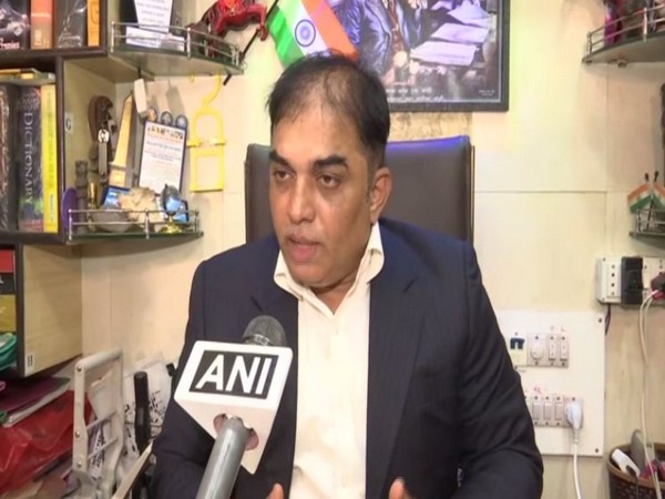 Tanushree Dutta's lawyer Nitin Satpute speaking to ANI in Mumbai on Friday. Photo/ANI